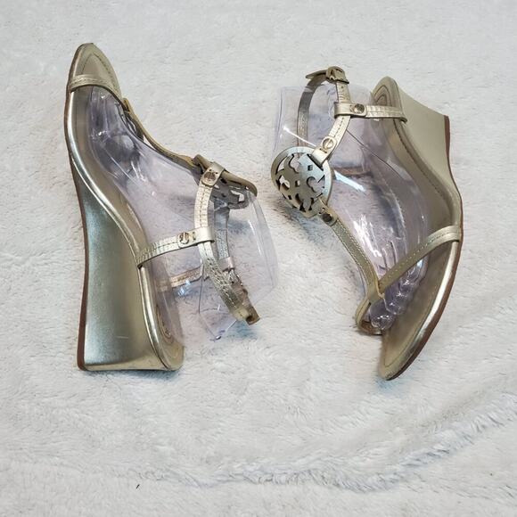 Tory Burch Gold Metallic Bohemian Formal T Strap Sandal Buckle Wedge Heels 10 M - Picture 3 of 16